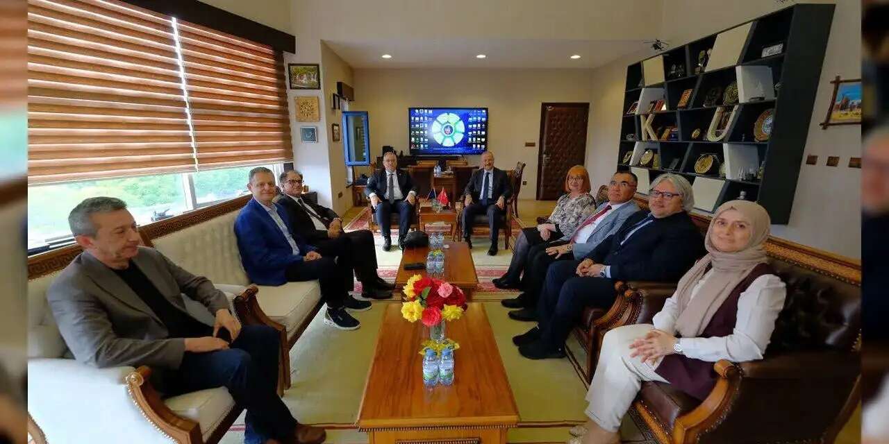 Kırıkkale Üniversitesi, Balkan heyetine çalışmalarını anlattı