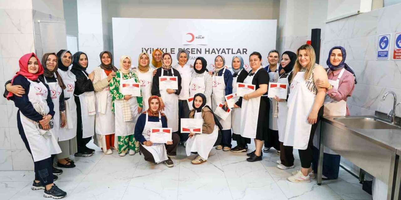 Depmremzede kadınlar ‘İyilikle Pişen Hayatlar’ atölyesi için İstanbul’da buluştu