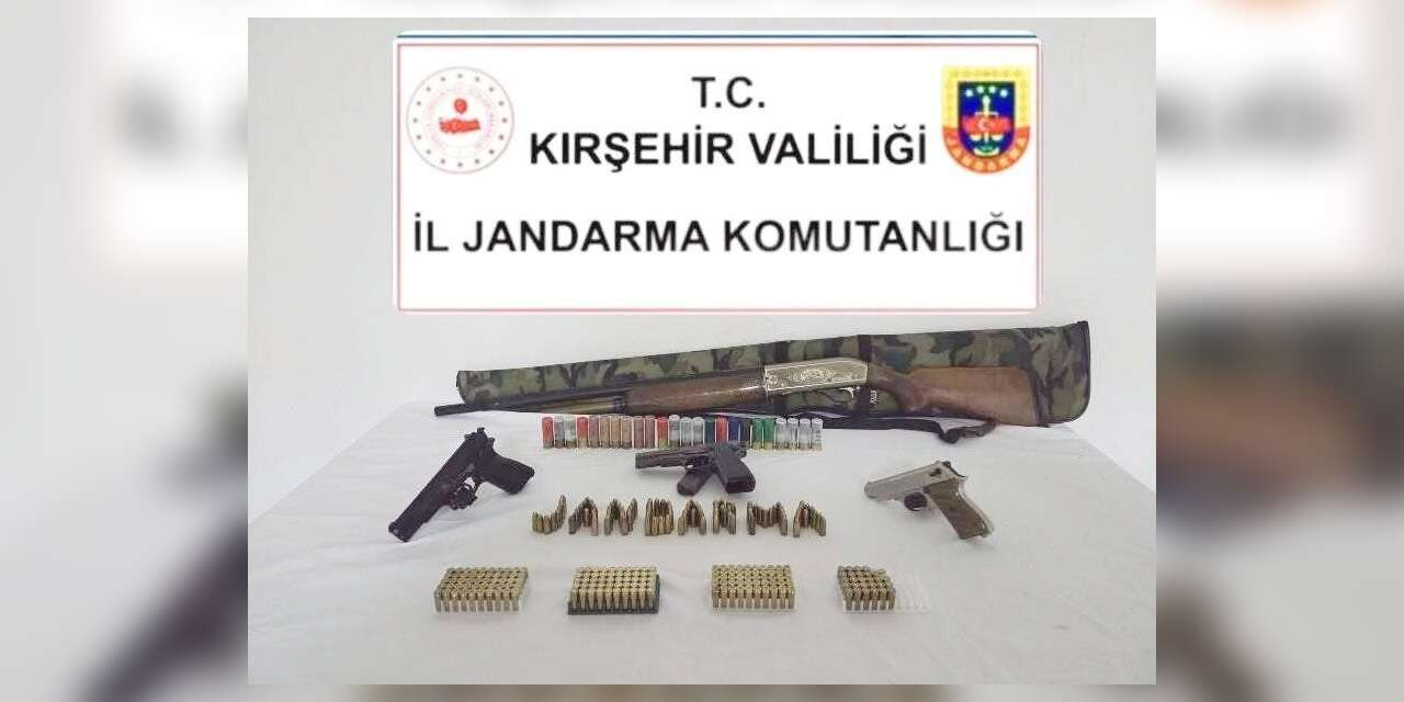 Kırşehir’de ruhsatsız silah operasyonu: 4 silah ele geçirildi