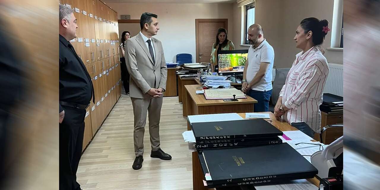 Kaymakam Kayatürk’ten Tapu Müdürlüğüne ziyaret