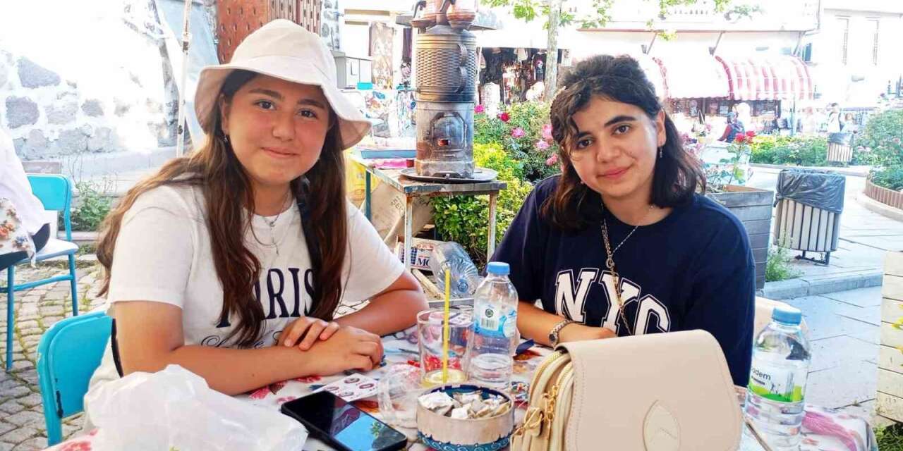Öğrenciler okudukları romanlardaki mekânları Ankara’da gezip gördü
