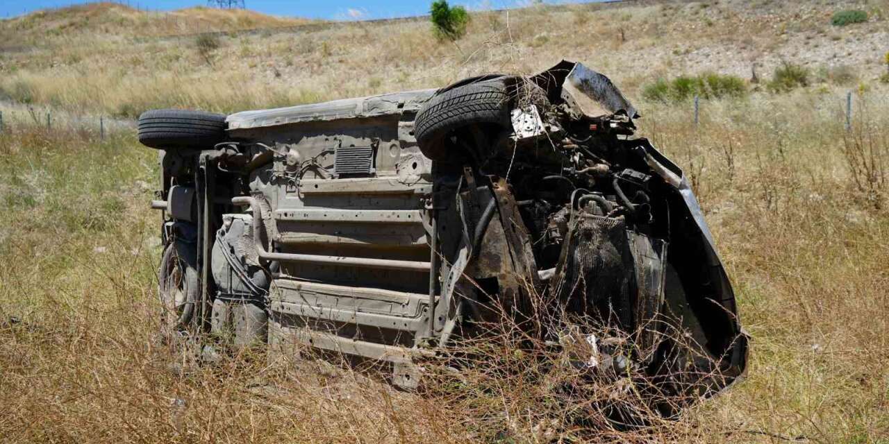 Kırıkkale'de feci kaza: Takla atan araç hurdaya döndü