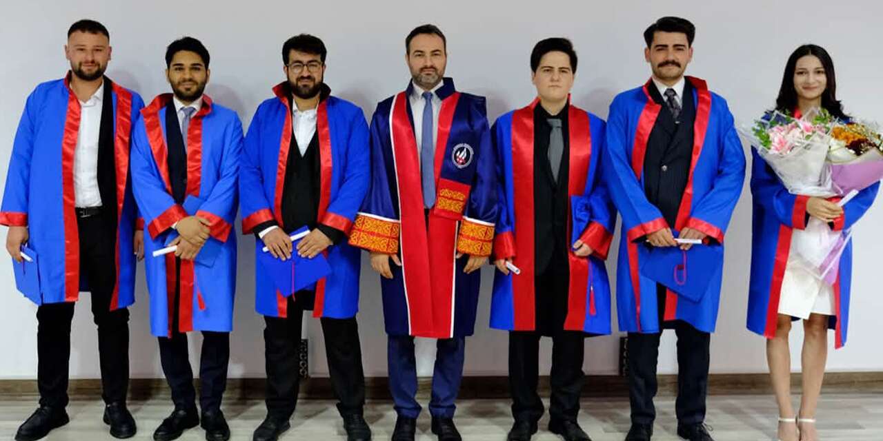 Kırıkkale Üniversitesi’nde adaletin teminatı genç hukukçular mezun oldu