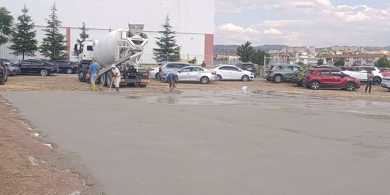 Kırıkkale FK'dan tarihi hamle! Tesis için ilk beton döküldü