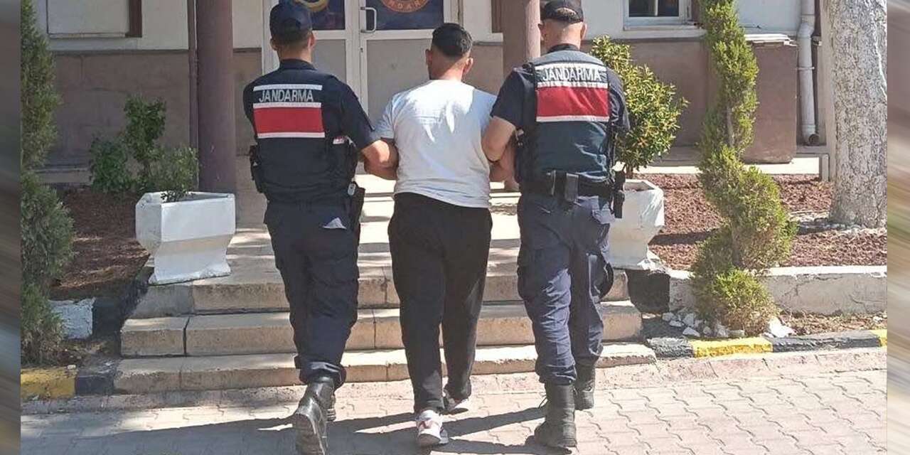 Kırıkkale’de dolandırıcılık suçlusunu jandarma yakaladı