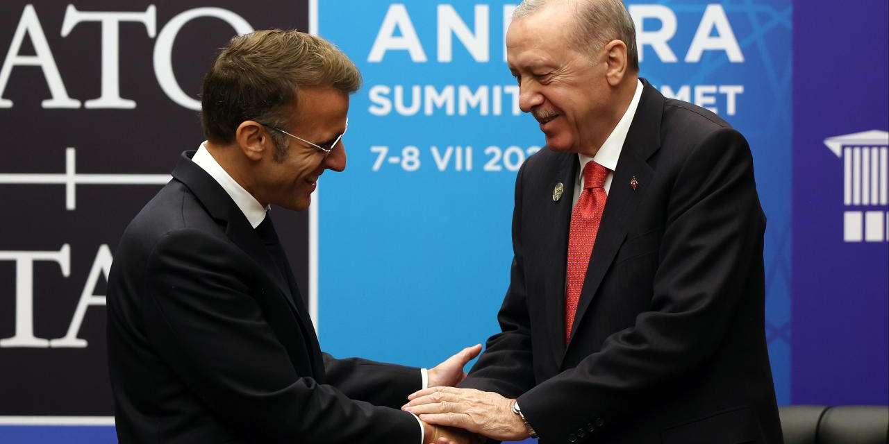 Cumhurbaşkanı Erdoğan, Fransa Cumhurbaşkanı Macron ile bir araya geldi