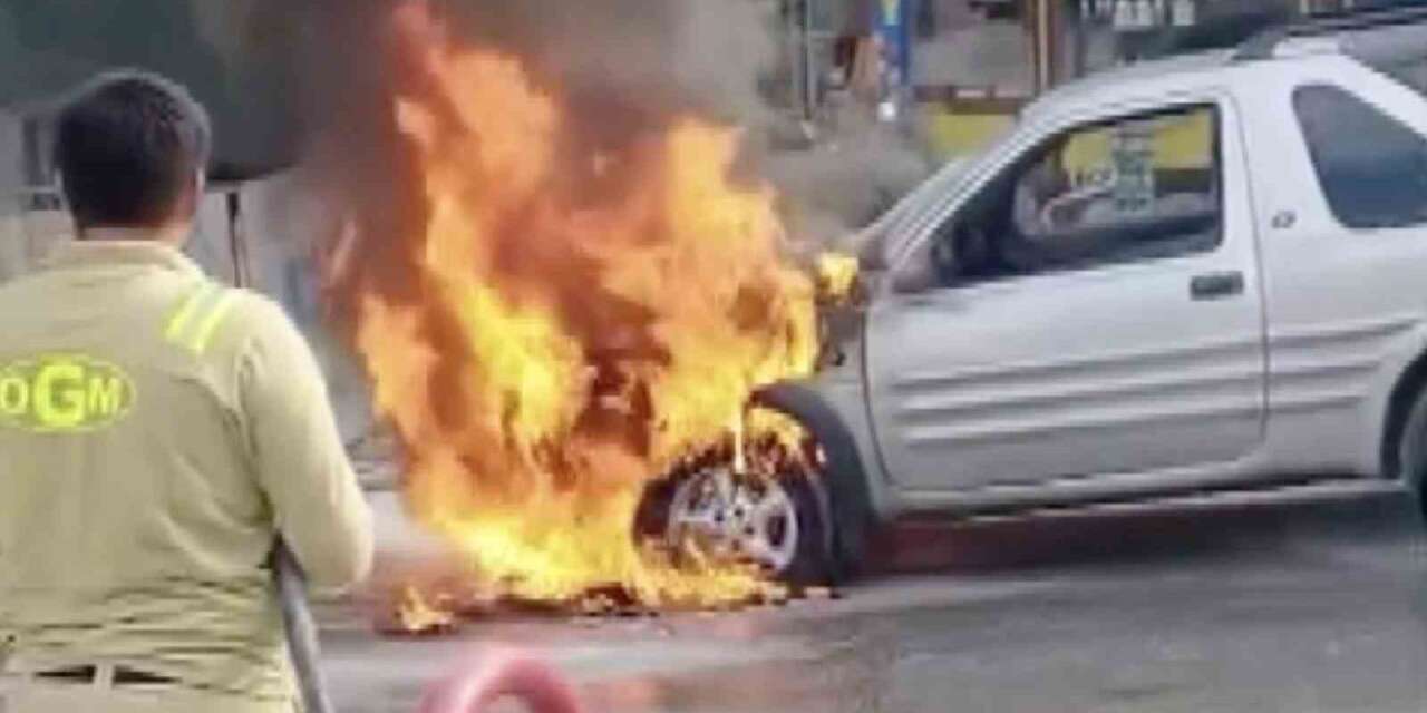 Yıllarca para biriktirdi, satın aldığı araç alev alev yandı