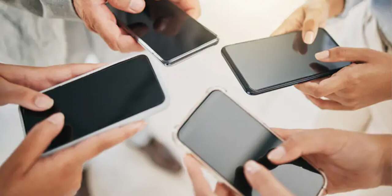 Akıllı telefonlarda yeni dönem: Bakanlık resmen duyurdu!