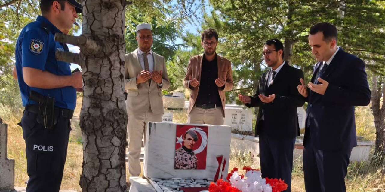 Çelebi’de duygu dolu ziyaret! Hep birlikte dualar edildi