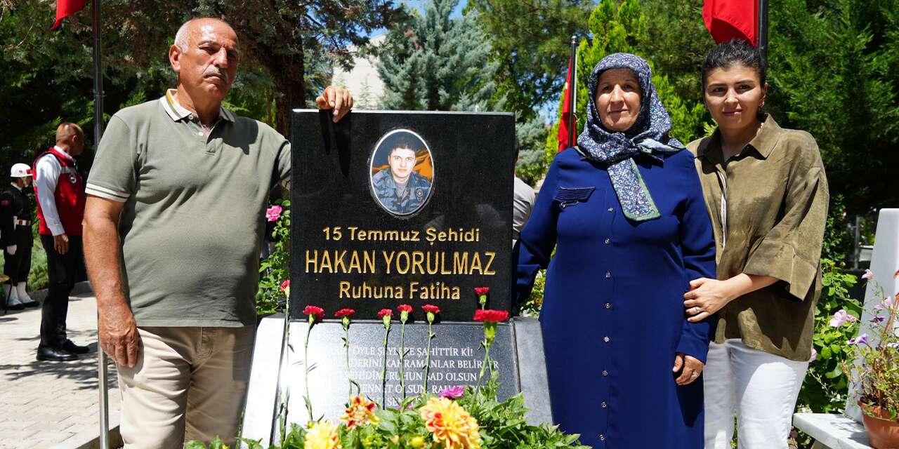 Doğum günü olan 15 Temmuz’da şehit düştü: Evlat acısı yürek yakıyor