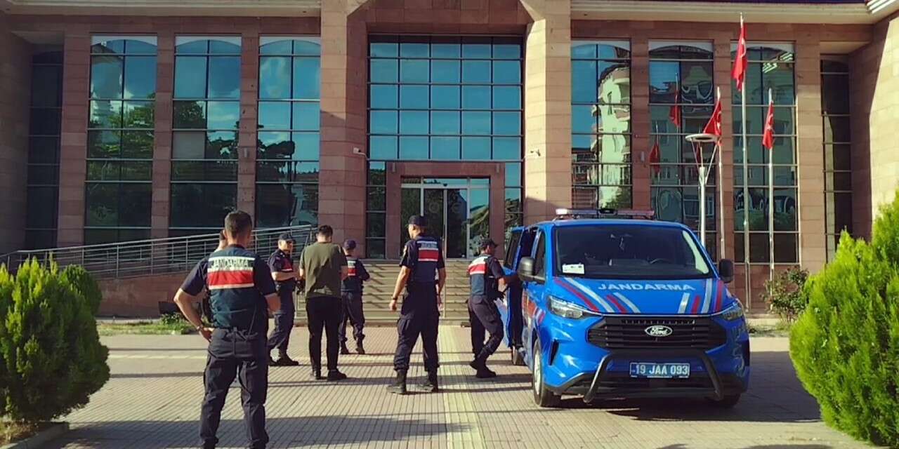 Çorum’da uyuşturucu tacirlerine jandarmadan operasyon: 1 tutuklama