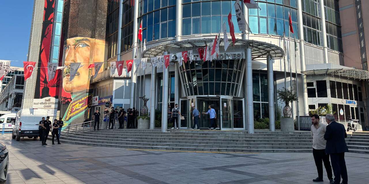 Yolsuzluk soruşturmasında 30 şüphelinin ifadesi alınıyor