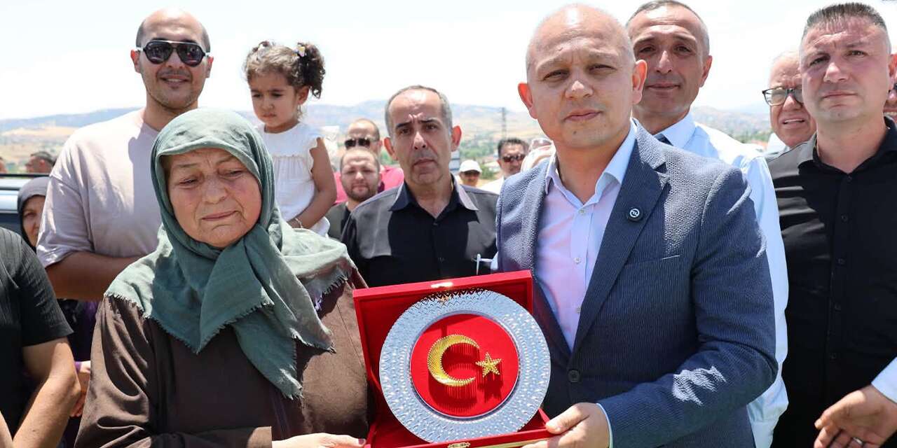 Şehit Mehmet Işıklı Parkı yenilenerek hizmete açıldı