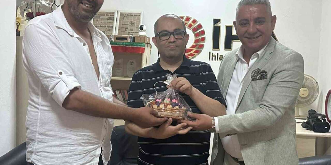 Kırşehir Beyazay Derneği’nden gazetecilere ziyareti