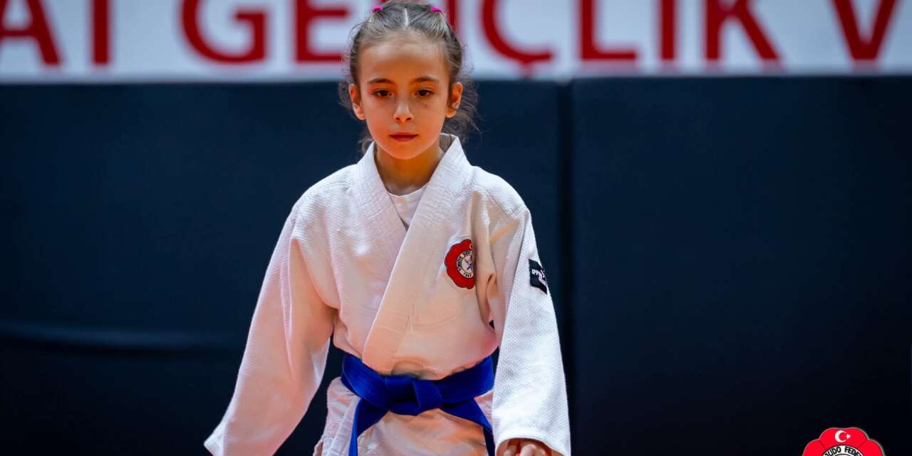 Kırıkkale'nin Gururu  Melek Su Özcan Türkiye Şampiyonu oldu!
