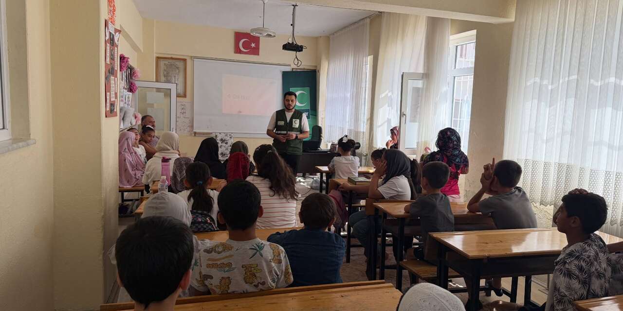 Yeşilay’dan gençler için bağımlılıkla mücadele mesajı