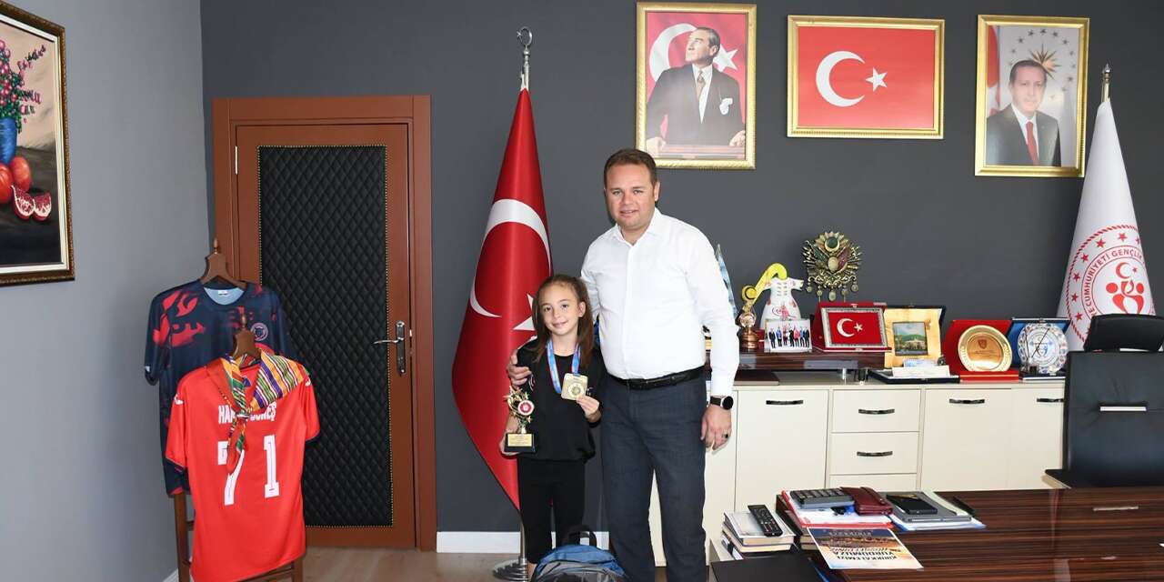 O bir Türkiye Şampiyonu: Melek Su Özcan gururlandırdı
