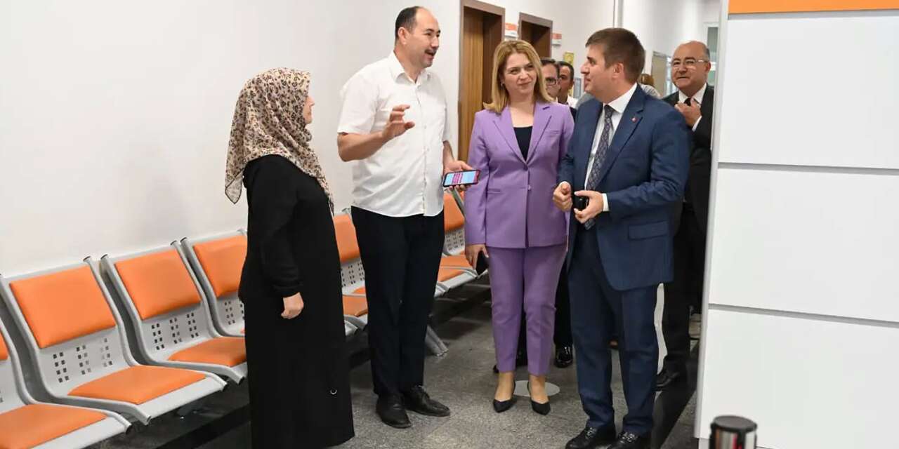 Vali Sarıibrahim'den Nüfus Müdürlüğüne sürpriz ziyaret!