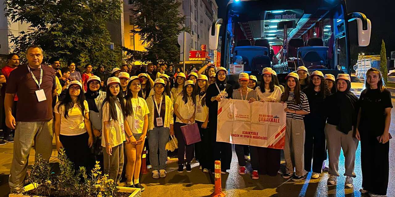 Çanakkale'ye anlamlı yolculuk! Tarihin yazıldığı topraklara uğurlandılar