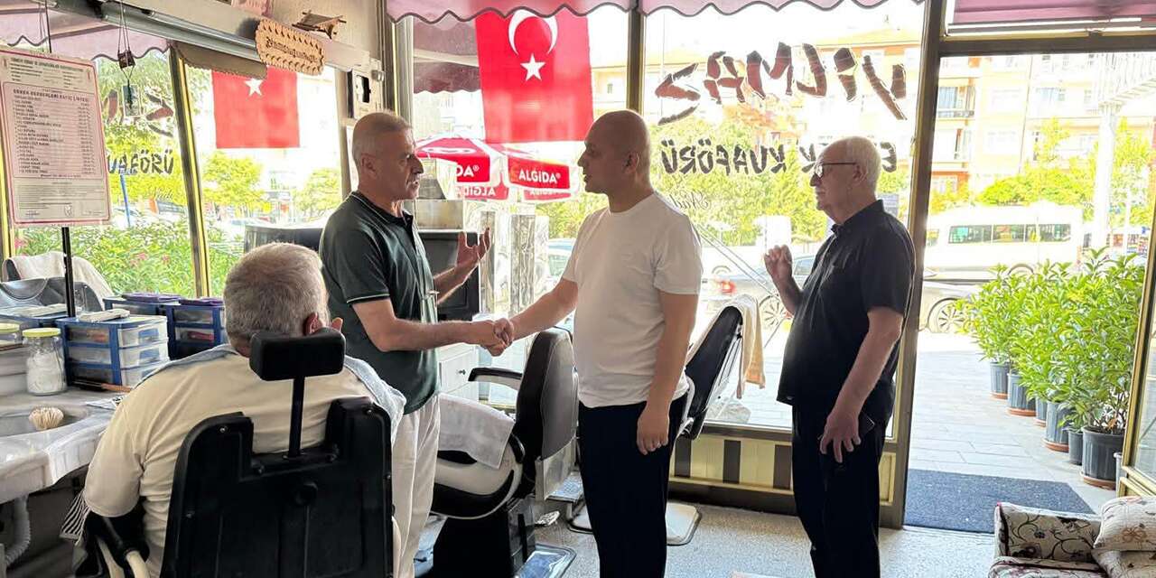 Başkan Önal, Atatürk Bulvarı'nda vatandaşın taleplerini tek tek dinledi