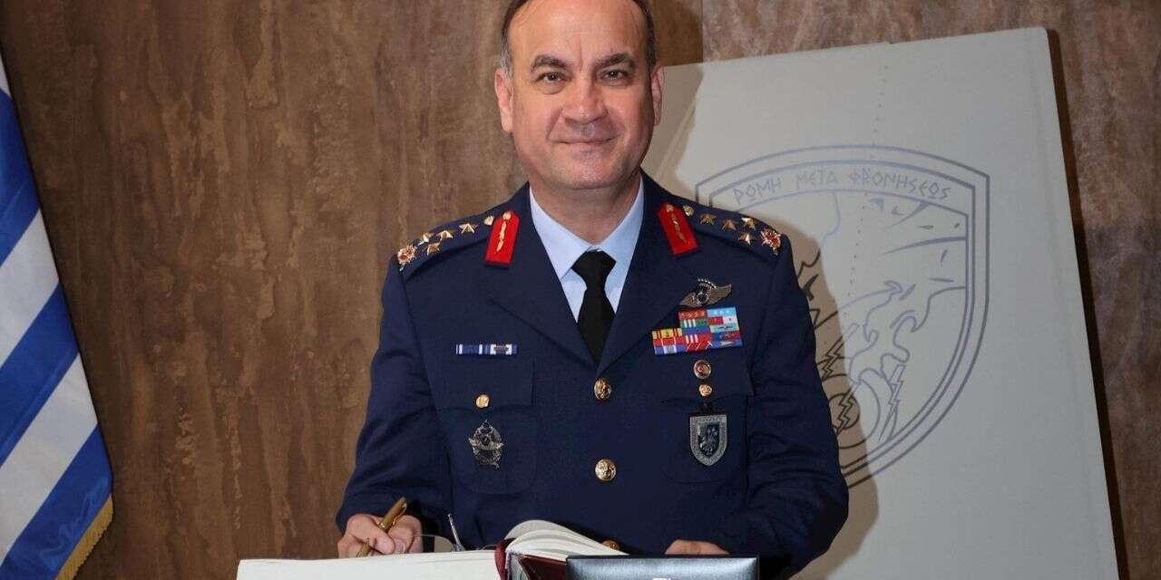 Hava Kuvvetleri Komutanlığı’na Orgeneral Rafet Dalkıran atandı