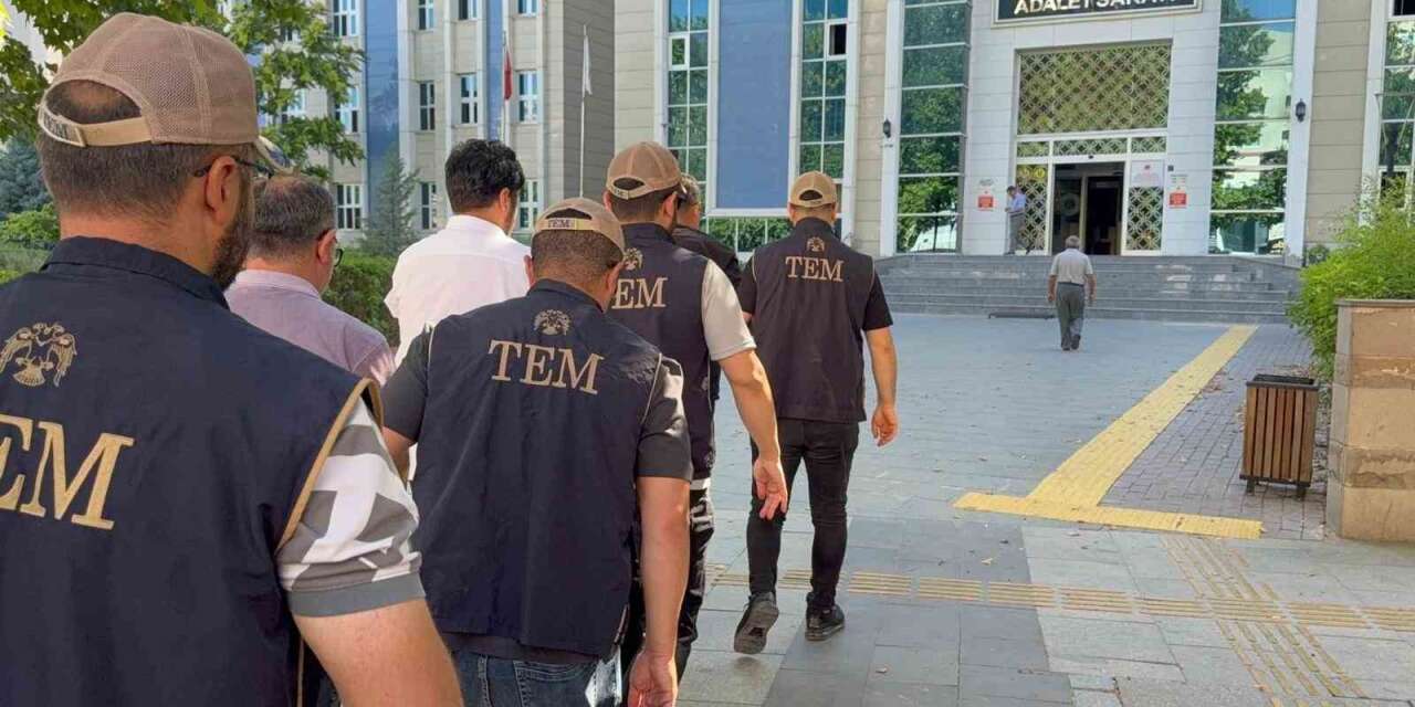 Kırşehir merkezde  FETÖ operasyonu