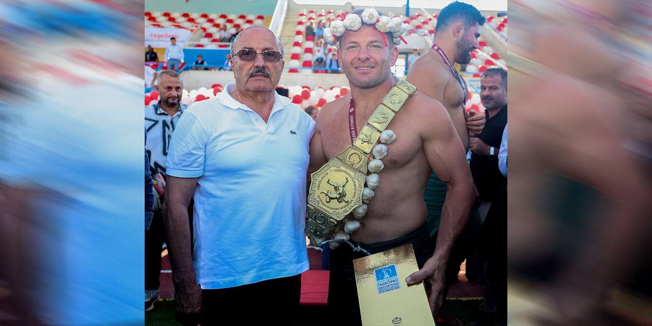 İsmail Balaban başpehlivan oldu