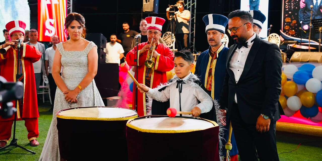 Konser gibi sünnet düğünü: Kırıkkale bu düğünü konuşuyor