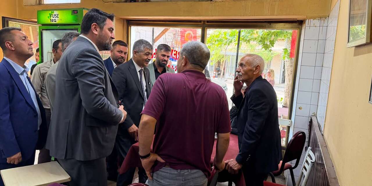 Anahtar Parti Keskin’de sahaya indi! Çiftçiler emeğinin karşılığını istiyor