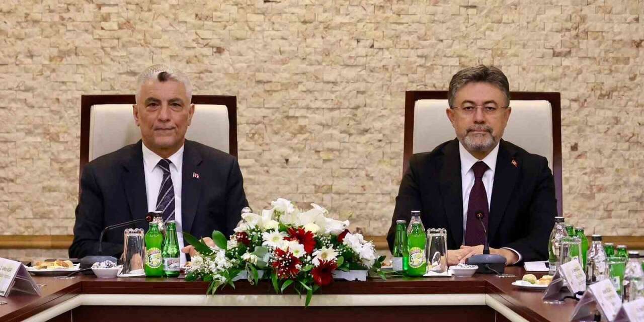 Bakan Yumaklı ile Bakan Bolat Hububat Sektörü İstişare Toplantısı gerçekleştirdi