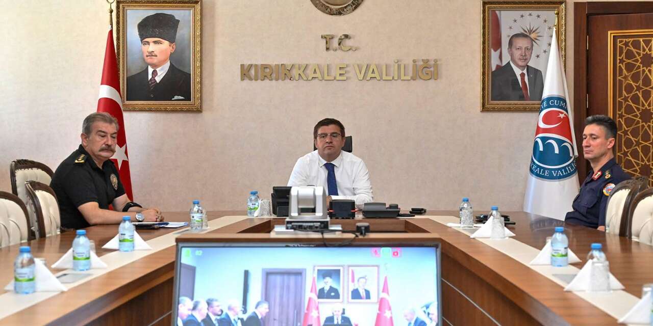 Vali Sarıibrahim, Milli Dayanışma Toplantısına Katıldı