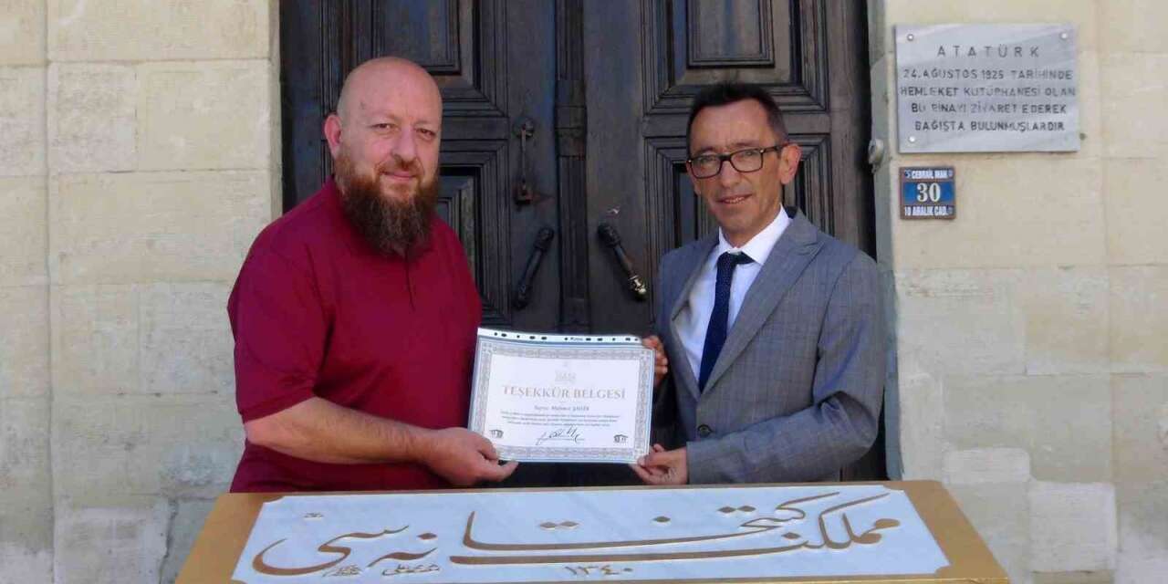 Kastamonu Memleket Kütüphanesi’nin kırılan kitabesi yeniden yazıldı
