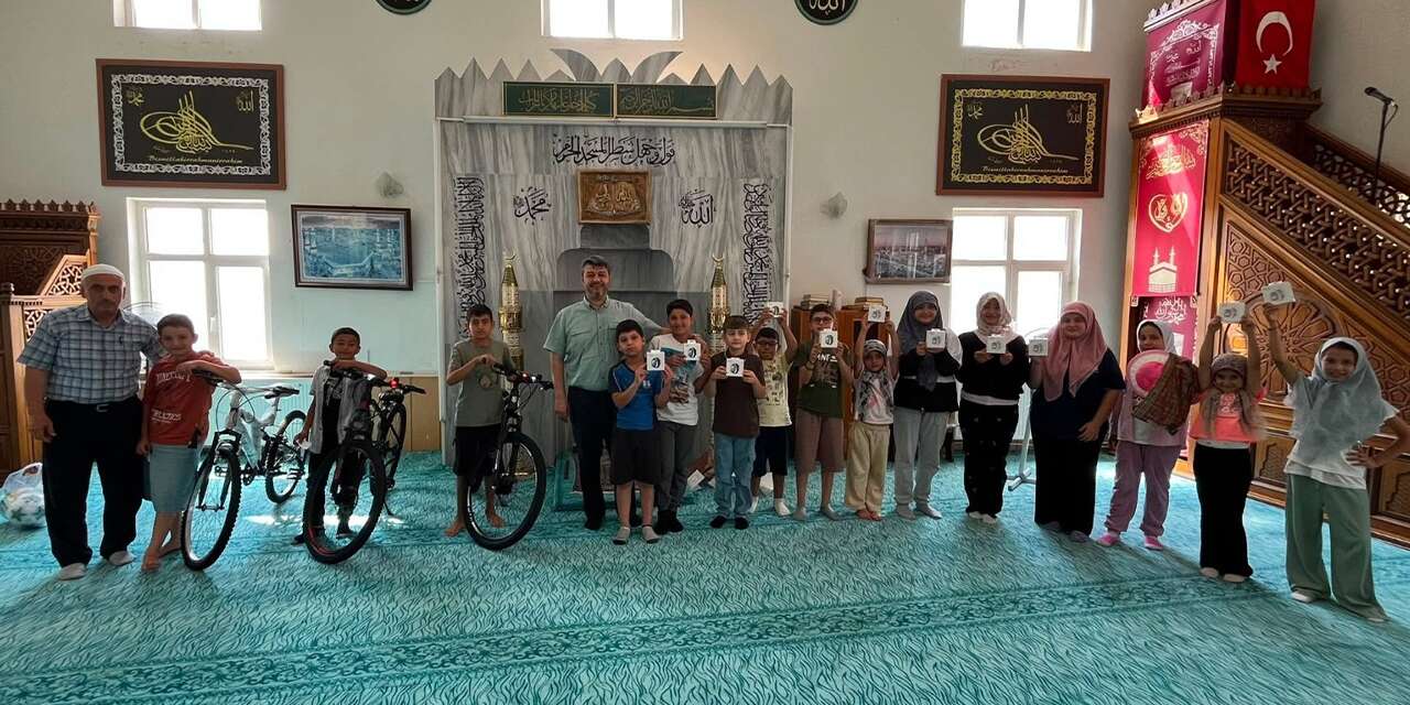 Konur’da Yaz Kur’an Kursları Coşkuyla Tamamlandı