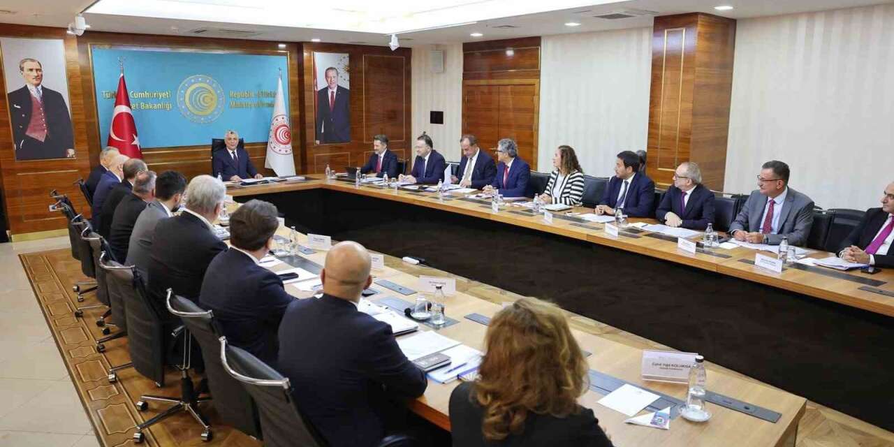 Hizmet ihracatında 122,6 milyar dolarlık rekor