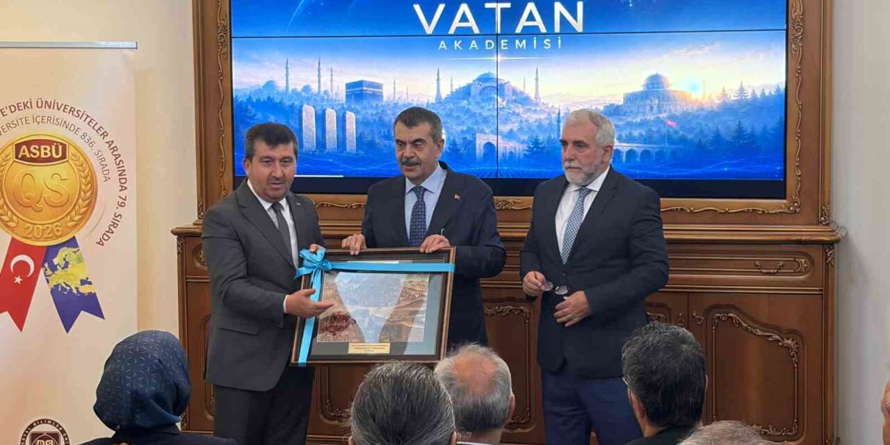 Bakan Tekin: "2024 yılında Türkiye Yüzyılı Maarif Modeliyle bambaşka bir serencama girmiştik"