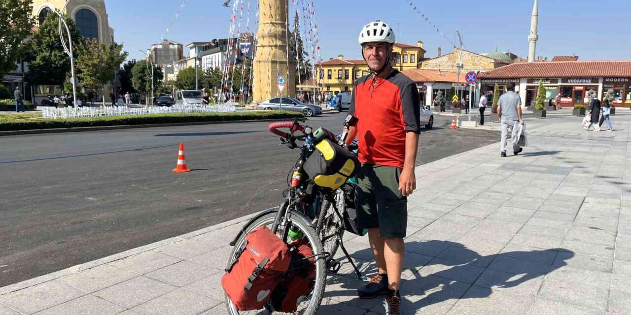 13 yıllık bisiklet tutkunu, en büyük hayali için dünyayı pedallayacak