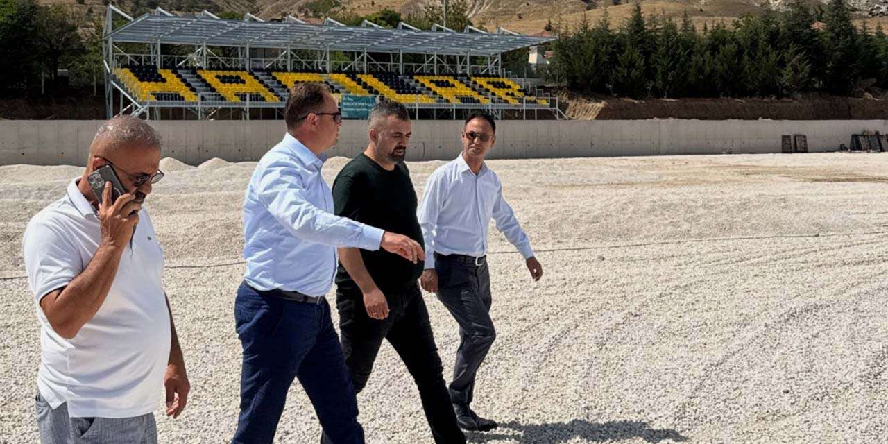 Hacılar’da spor sahası için çalışmalar sürüyor