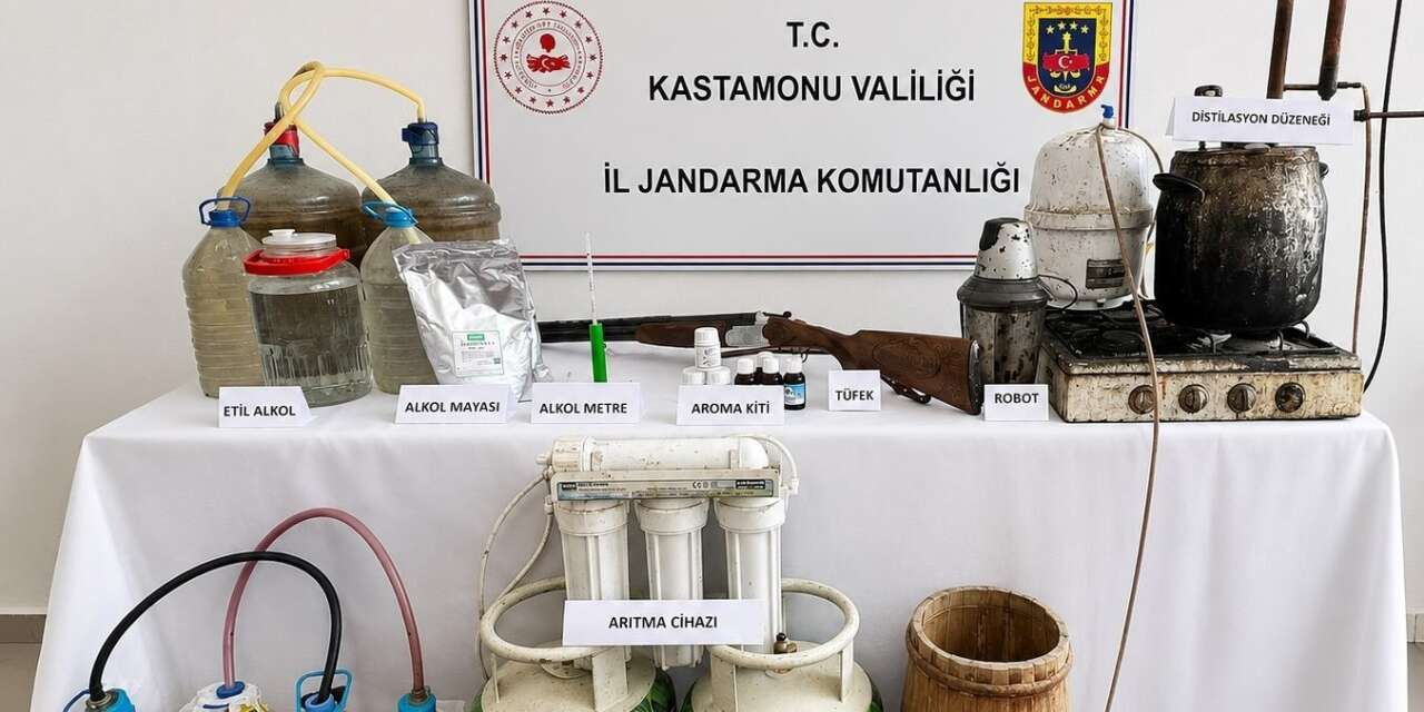 Kaçak içki hazırlığına suçüstü: Çok sayıda malzeme ele geçirildi