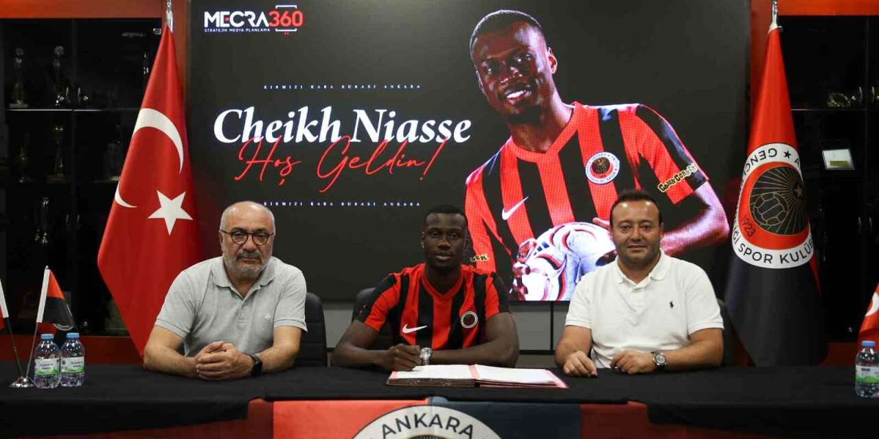 Gençlerbirliği Cheikh Niasse’yi kadrosuna kattı