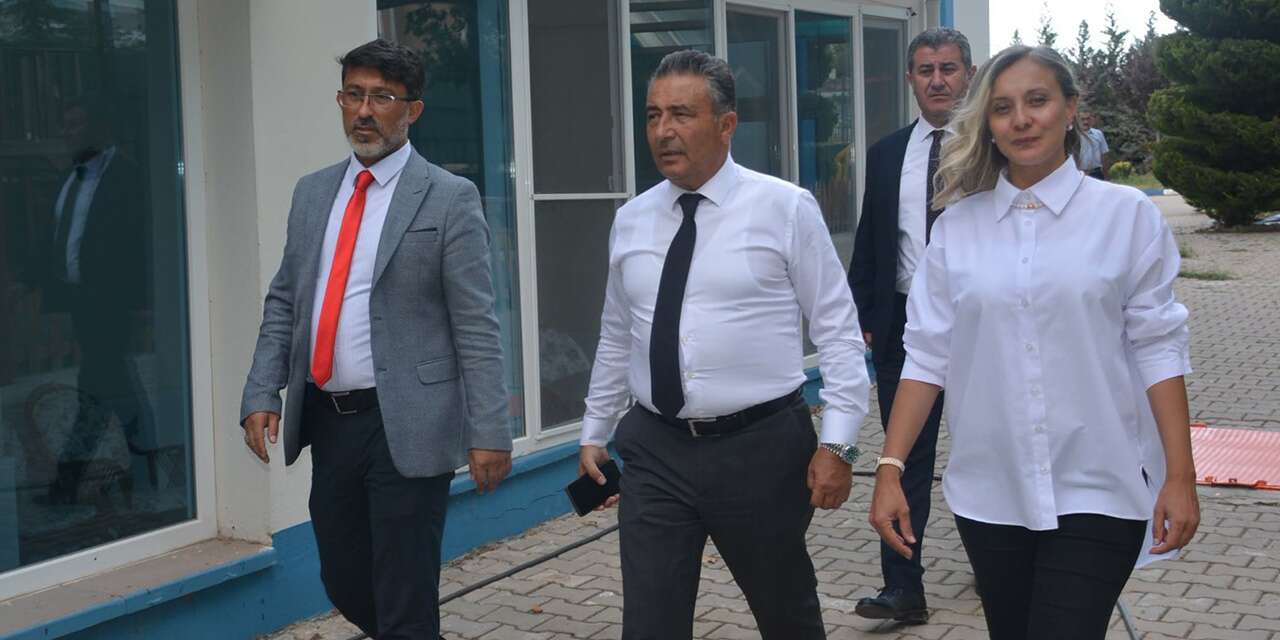 Millî Eğitim Müdürü Rahmi Güney’den Yahşihan’da okul ziyaretleri