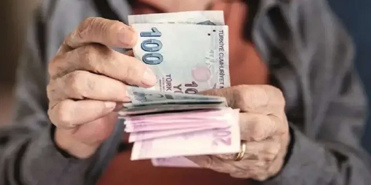 Emeklilere 35 bin TL'ye varan promosyon fırsatı: Bankaların şartları belli oldu
