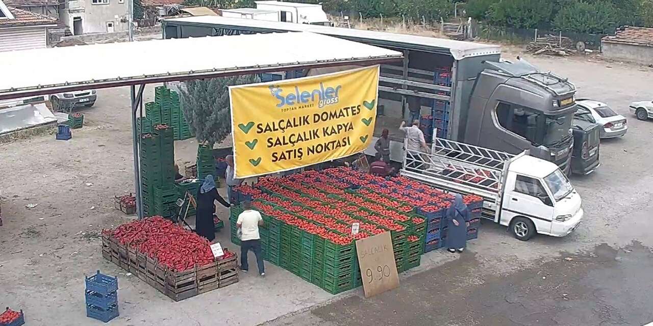 Selenler Gross’tan salçalık kampanyası: Sadece 9,90 TL’ye