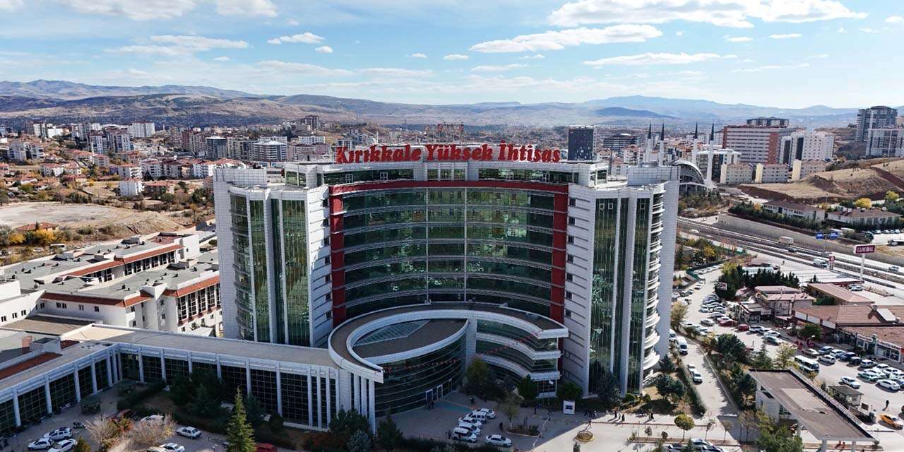 Yüksek İhtisas Hastanesi’nde 4 yeni uzman doktor göreve başladı