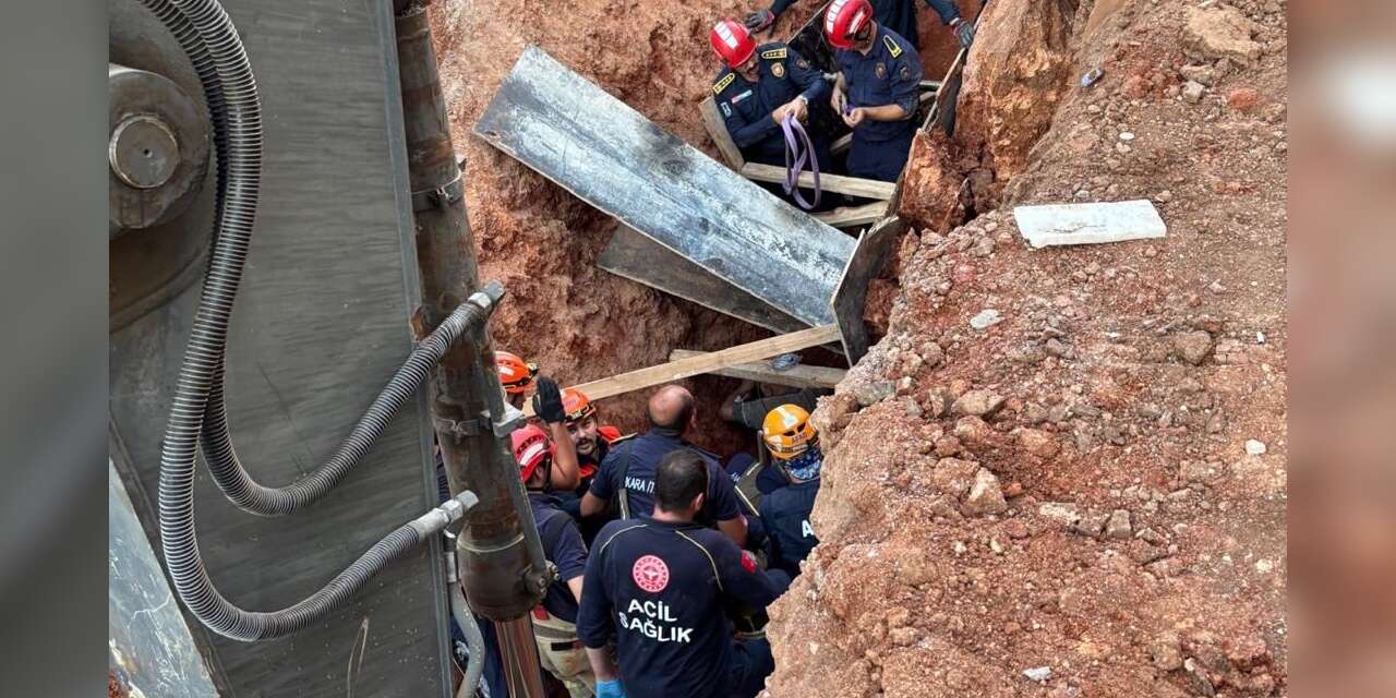 Ankara’da göçük altında kalan inşaat işçisi kurtarıldı