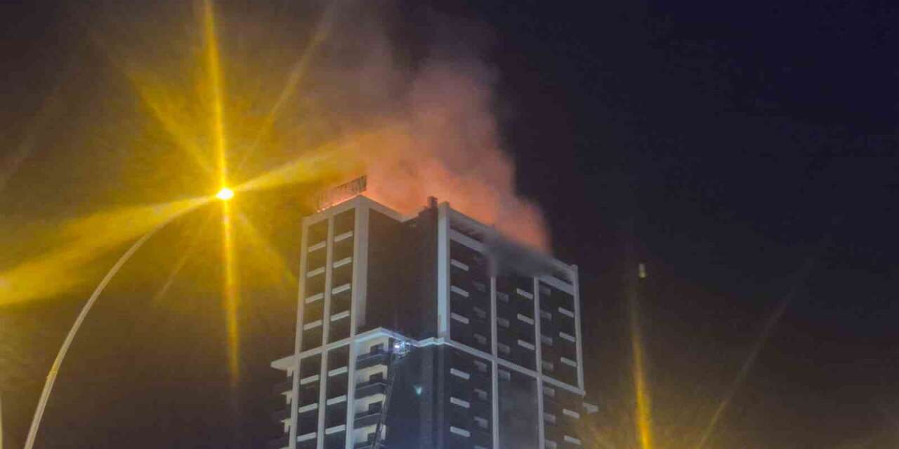 Ankara’da binanın çatısında çıkan yangın söndürüldü