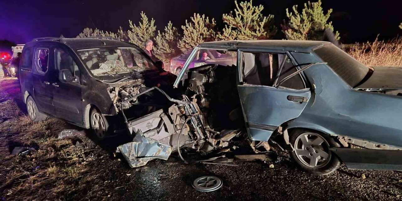 Otomobil ve araç çarpıştı: 1 ölü!