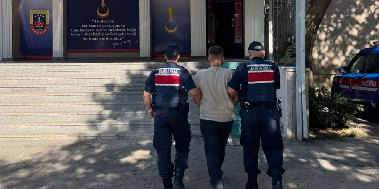 Kırıkkale’de araçtan 539 sentetik ecza hapı çıktı