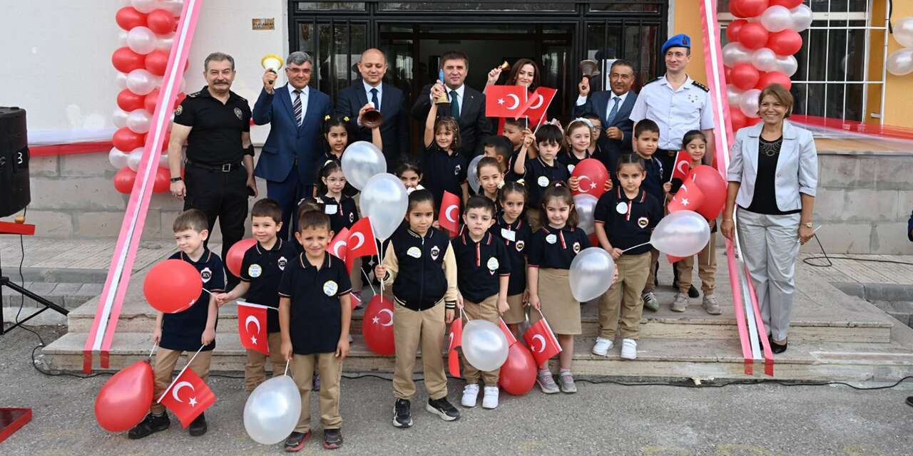 Kırıkkale’de okul heyecanı! 44 bin 354 öğrenci için zil çaldı