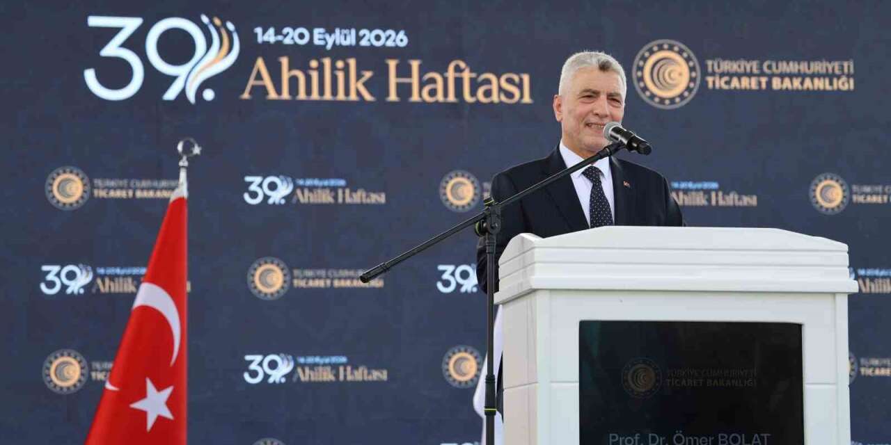 Bakan Bolat: "Türkiye, dünya liginde imrenilen ve rol model olarak takip edilen bir ülke"