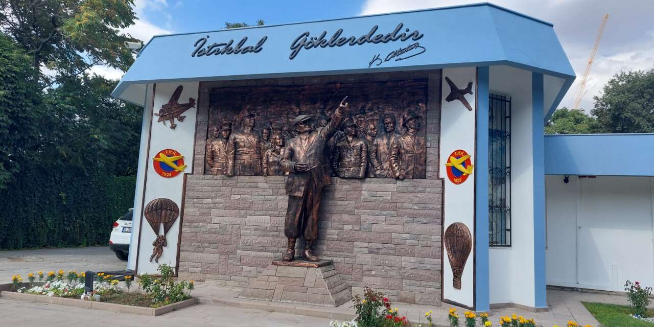 Ankara’da havacılık tutkunlarının yeni rotası! THK müzesi ziyaretçi çekiyor